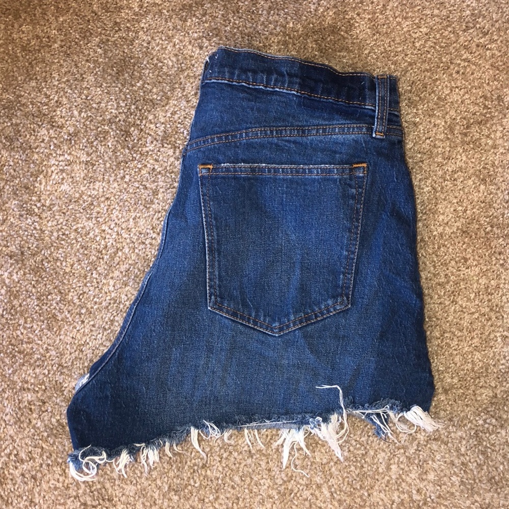 Abercrombie & Fitch Curve Love Cutoff Short